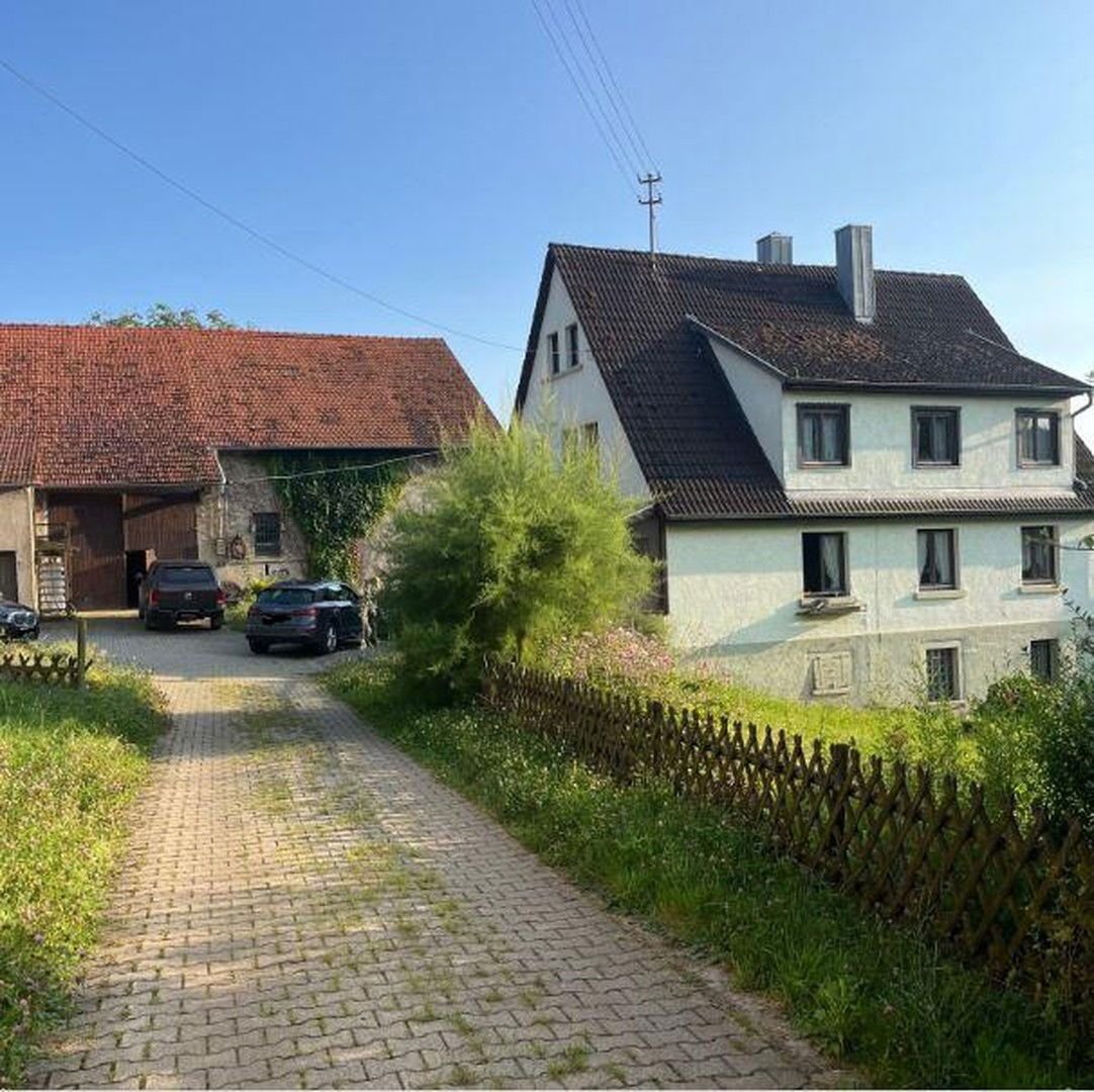 Bauernhaus zum Kauf provisionsfrei 340.000 € 7 Zimmer 172 m²<br/>Wohnfläche 8.240 m²<br/>Grundstück Korb Möckmühl 74219