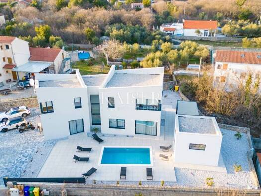 Einfamilienhaus zum Kauf 1.100.000 € 5 Zimmer 219 m² Muraj, Krk Krk 51500