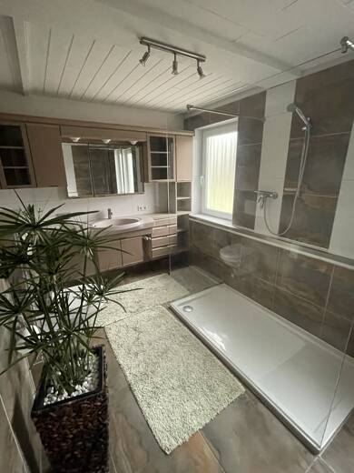 Einfamilienhaus zum Kauf 575.000 € 7 Zimmer 335 m² 1.009 m² Grundstück Korb Möckmühl-Korb 74219