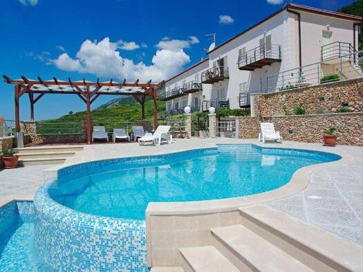 Villa zum Kauf 2.000.000 € 20 Zimmer 900 m² Bol 21420
