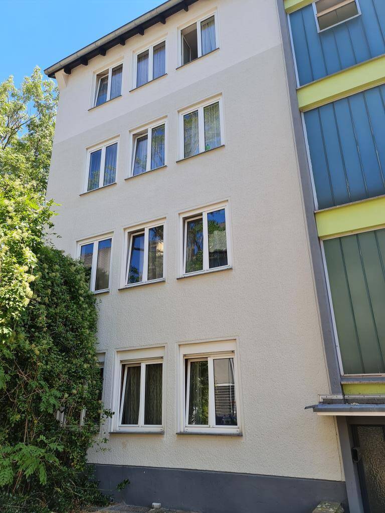 Provisionsfreie Eigentumswohnung zur Kapitalanlage mit Tageslichtwannenbad und Balkon – Manteuffelstraße 20, 51103 Köln – Bild 1 von 6