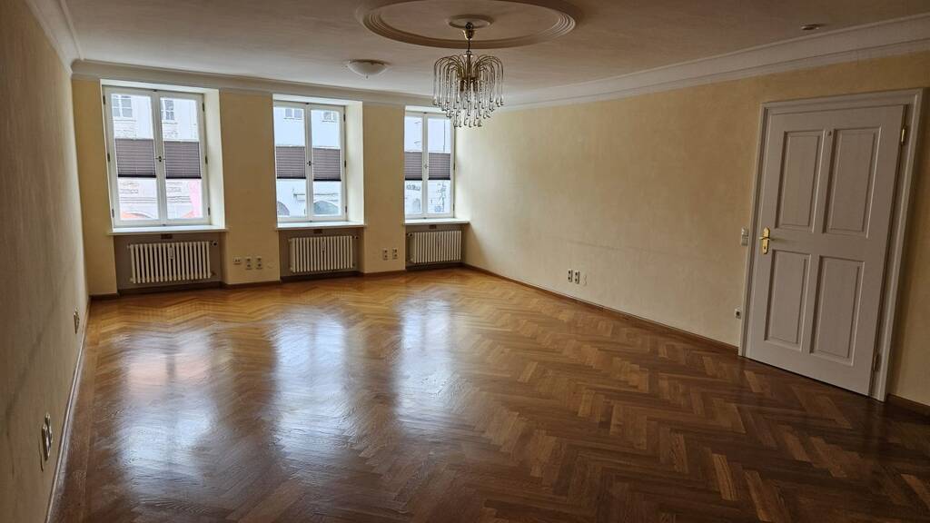 Büro zur Miete provisionsfrei 450 € 1 Zimmer 42,2 m² Bürofläche Ludwigstraße 72 Neuötting 84524