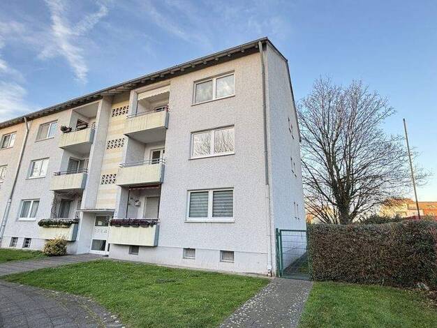 Wohnung zur Miete 669 € 3,5 Zimmer 75,1 m² 1. Geschoss frei ab 01.01.2026 Otto-Schulenberg-Straße 2 Hochemmerich Duisburg 47228