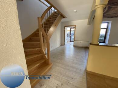 Wohnung zur Miete 1.050 € 6 Zimmer 218 m² 1. Geschoss frei ab sofort Krähenhügelstr. 3 Haselbrunn Plauen 08525