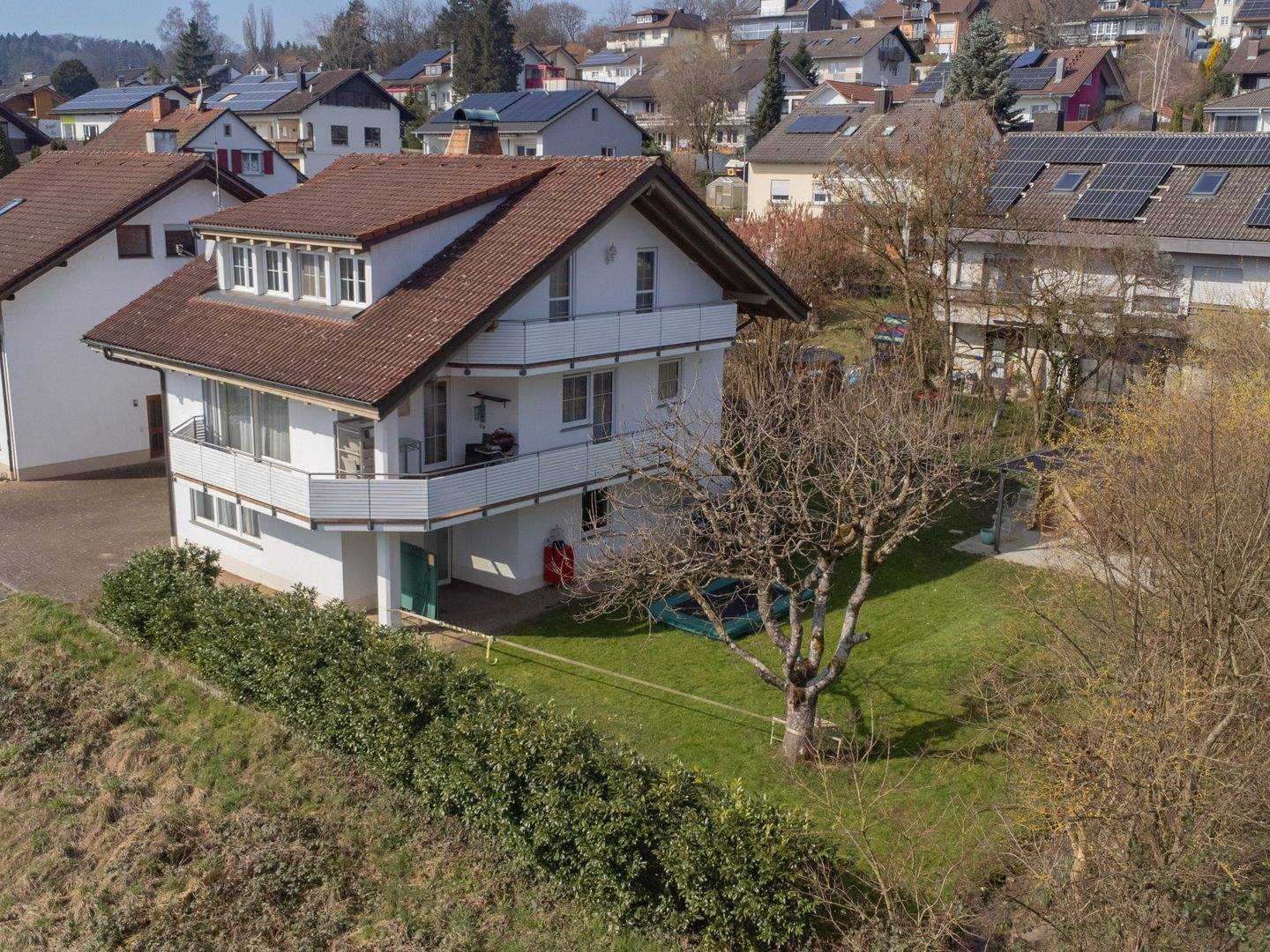 Immobilie in Hohentengen am Hochrhein - Helle 2,5-Zimmer-Gartenwohnung mit Terrasse in ruhiger Sackgassenlage - Bild 2
