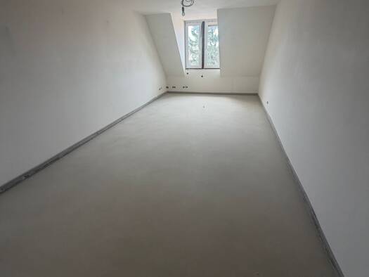 WG-Zimmer zur Miete 510 € 26 m² Geschoss 1/2 frei ab 01.06.2026 Heidelberger Straße 15 Walldorf 69190