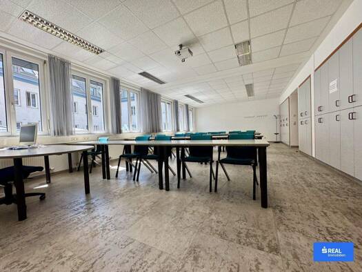 Büro zum Kauf 10 Zimmer Lienz 9900