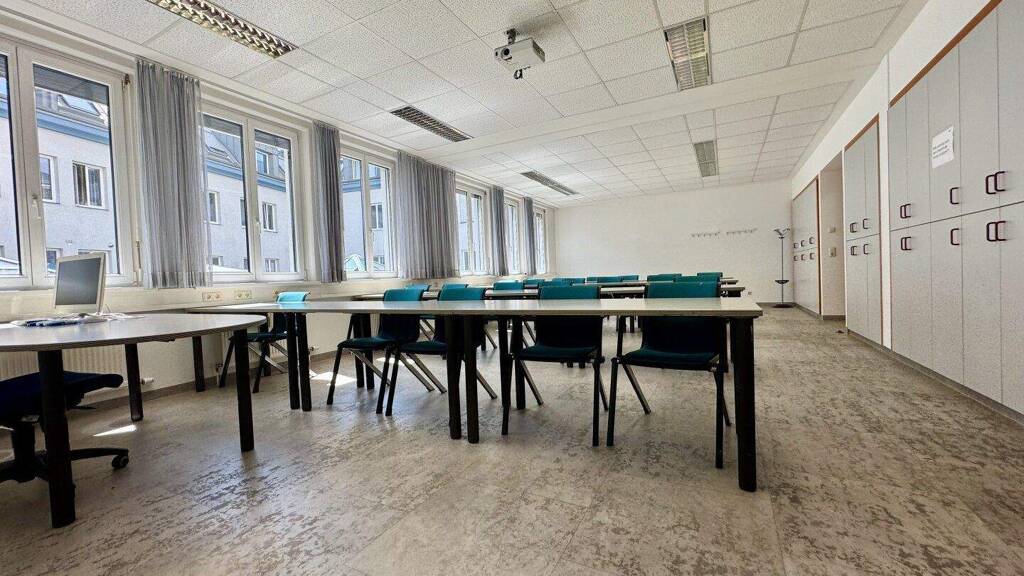 Büro zum Kauf 10 Zimmer Lienz 9900