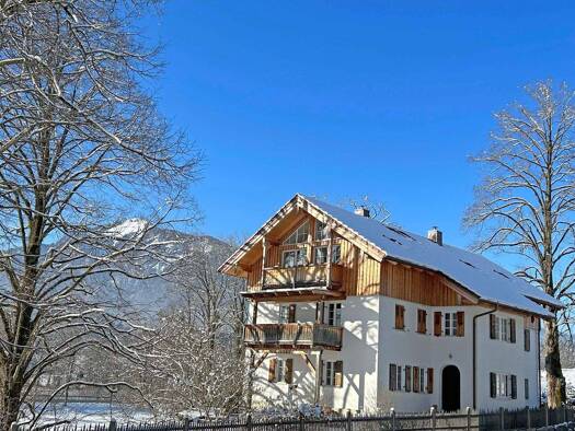 Haus zum Kauf 1.890.000 € 7 Zimmer 340 m² 2.180 m² Grundstück Agg Unterwössen 83246