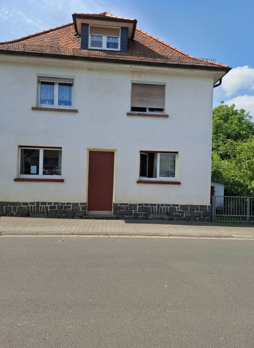 Mehrfamilienhaus zum Kauf - Ansicht 2
