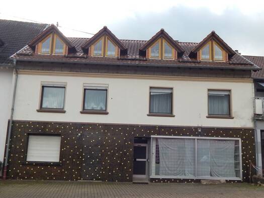 Einfamilienhaus zum Kauf 299.000 € 8 Zimmer 244,5 m² 666 m² Grundstück Merziger Straße Rappweiler Weiskirchen 66709
