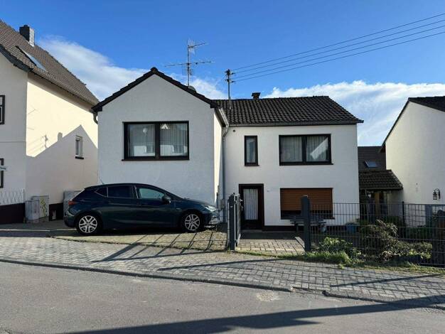 Mehrfamilienhaus zum Kauf 389.000 € 7 Zimmer 164 m² 419 m² Grundstück Thomasberg Königswinter 53639