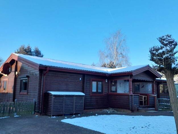 Einfamilienhaus zum Kauf 219.000 € 4 Zimmer 138 m² 916 m² Grundstück Elsfleth 26931