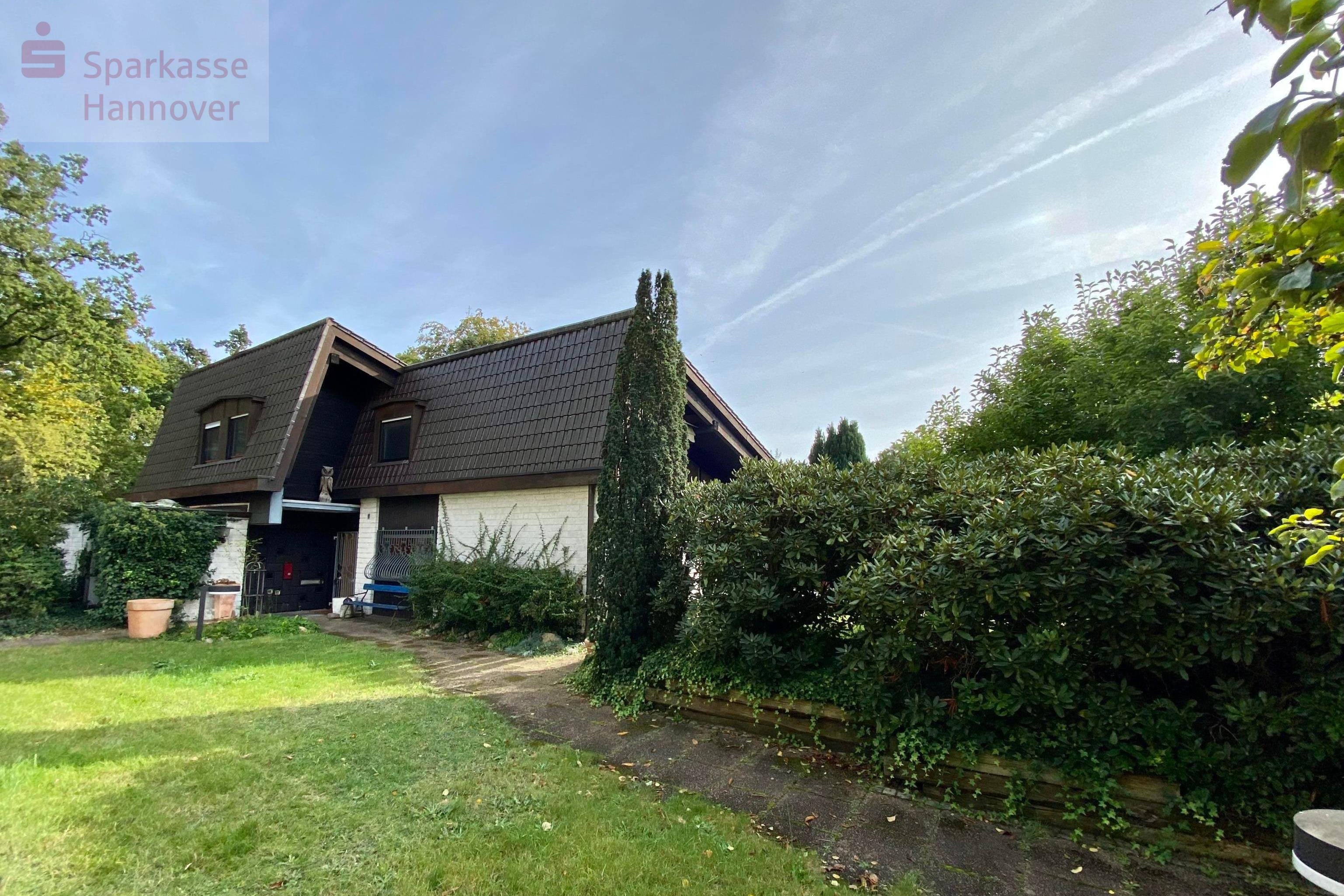 Einfamilienhaus zum Kauf 599.000 € 7 Zimmer 301,2 m²<br/>Wohnfläche 1.200 m²<br/>Grundstück Großburgwedel - West Burgwedel 30938