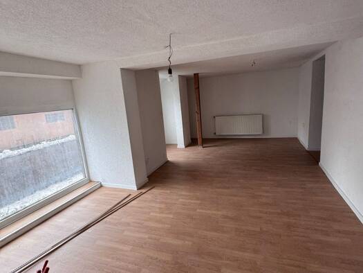 Wohnung zur Miete 450 € 1,5 Zimmer 75 m² frei ab sofort Ferndorf Kreuztal 57223