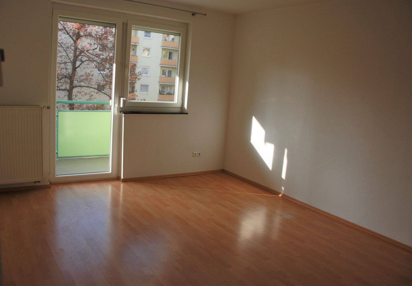 Lichtdurchflutete 2-Zi-Wohnung mit Süd-/Westbalkon in der Nähe des Wöhrder See – Bauvereinstraße 21, 90489 Nürnberg – Vorschaubild 8