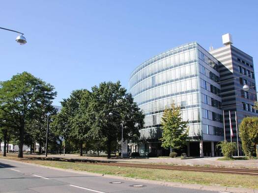 Büro zur Miete provisionsfrei 1.346 m² Bürofläche teilbar von 613 m² bis 1.346 m² Podbielskistraße 160 Groß Buchholz Hannover 30659