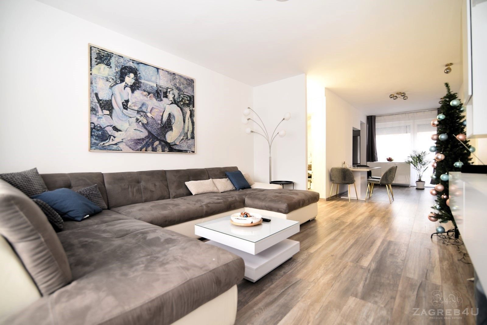 Wohnung zur Miete 1.300 € 4 Zimmer 98 m²<br/>Wohnfläche 4.<br/>Geschoss Dugave