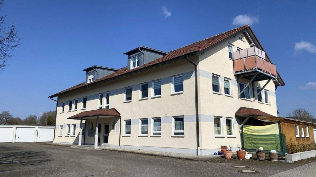 Mehrfamilienhaus zum Kauf provisionsfrei 1.395.000 € 20 Zimmer 576 m² 1.764 m² Grundstück Tuninger Straße 36 Sunthausen Bad-Dürrheim / Sunthausen 78073