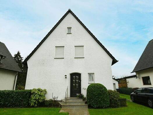 Einfamilienhaus zum Kauf 295.000 € 7 Zimmer 122 m² 751 m² Grundstück Innenstadt Gütersloh 33334