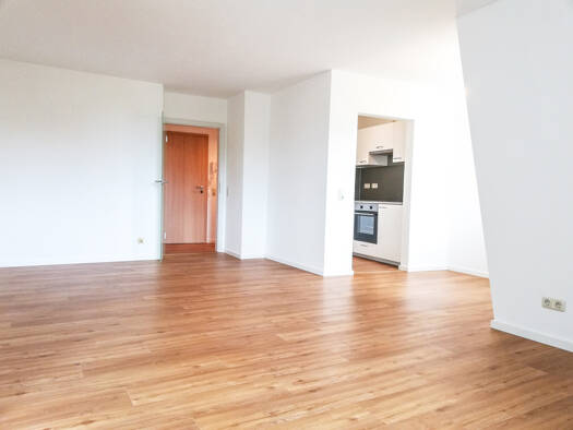 Wohnung zur Miete 635 € 2 Zimmer 59 m² 4. Geschoss frei ab 01.07.2026 Innenstadt Fürth 90762