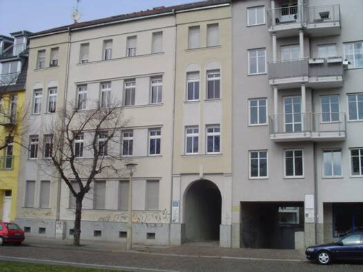 Tiefgaragenstellplatz zur Miete provisionsfrei 60 € Am Kirchtor 26 Innenstadt Mitte 06108