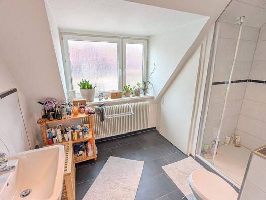 Wohnung zur Miete 389 € 2 Zimmer 58 m² 3. Geschoss frei ab 16.06.2026 Felsstraße 12 Lehe Bremerhaven 27576