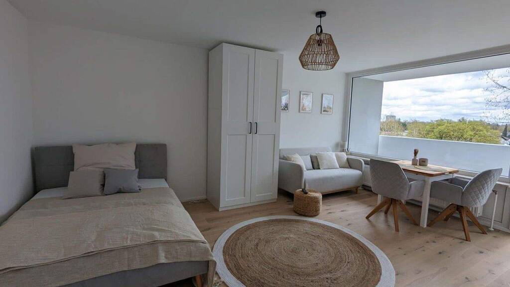 Studio zur Miete 1.340 € 1 Zimmer 36 m² 5. Geschoss frei ab 15.05.2026 Thalk.Obersendl.-Forsten-Fürstenr.-Solln München 81477