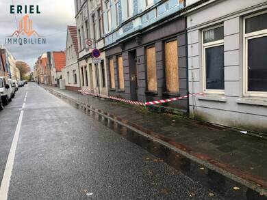 Mehrfamilienhaus zum Kauf 135.000 € 16 Zimmer 360 m² 130 m² Grundstück Surfeldstr. 2 Lehe Bremerhaven / Lehe 27576