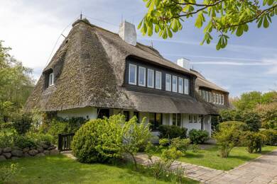 Haus zum Kauf 1.850.000 € 4 Zimmer 130 m² 289 m² Grundstück frei ab sofort Keitum Sylt 25980