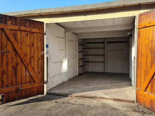 Garage zur Miete 30 € Merseburg 06217