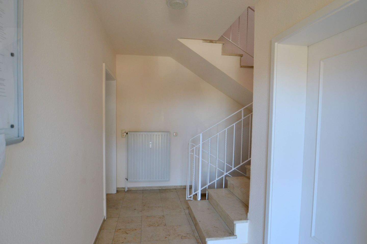 Immobilie in Sukow - Schöne Erdgeschosswohnung mit Terrasse und Gartenanteil - Bild 2