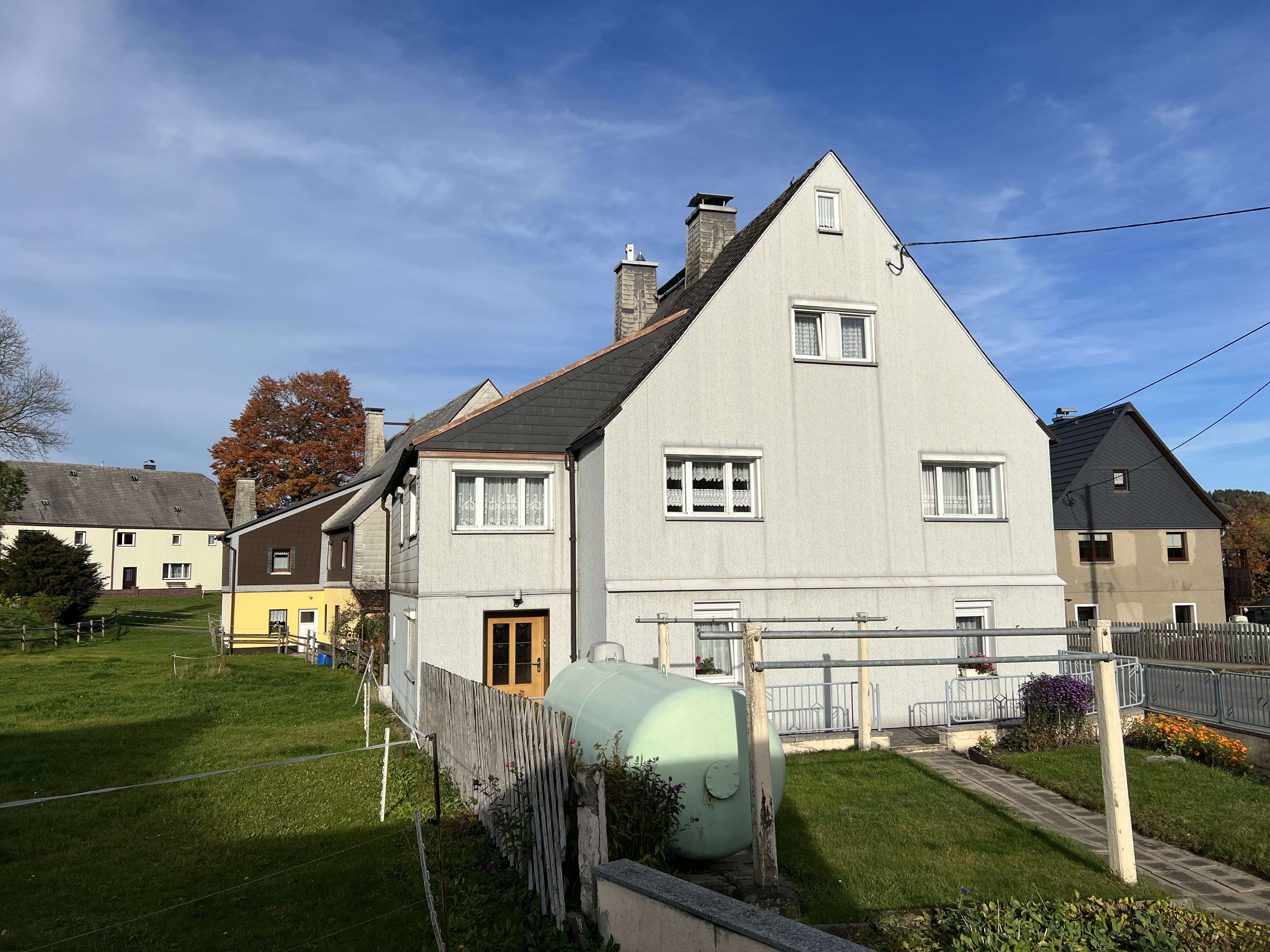 Einfamilienhaus zum Kauf 99.000 € 9 Zimmer 240 m²<br/>Wohnfläche 938 m²<br/>Grundstück Hermannsdorf Elterlein 09481