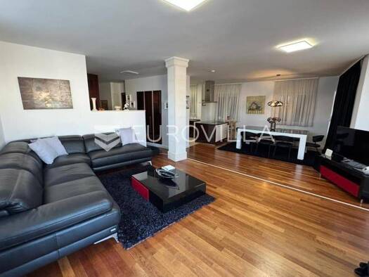 Wohnung zum Kauf 800.000 € 3 Zimmer 153 m² 30. Geschoss Bol Bol
