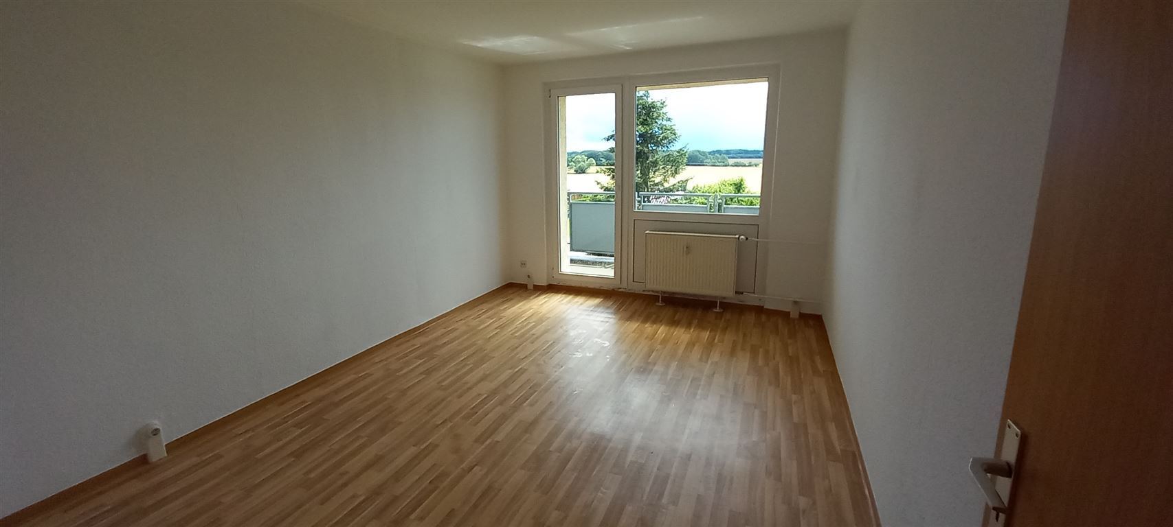 Wohnung zur Miete 385 € 3 Zimmer 64,1 m²<br/>Wohnfläche 2.<br/>Geschoss Rosenweg 3A Suckow Güstrow 18273