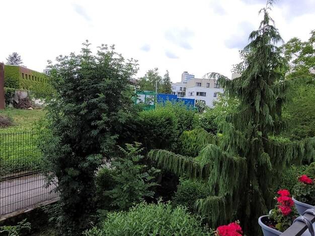 Wohnung zum Kauf 170.000 € 1,5 Zimmer 46 m² 1. Geschoss Leonberg 71229