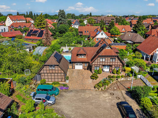 Einfamilienhaus zum Kauf 1.399.000 € 6 Zimmer 190,3 m² 817 m² Grundstück Höfestraße 15 Grasdorf Laatzen 30880