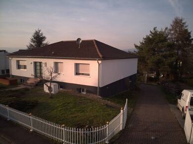 Einfamilienhaus zum Kauf provisionsfrei 1.300.000 € 7 Zimmer 210 m² 1.123 m² Grundstück Budenheim 55257
