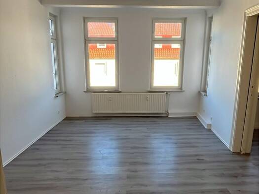 WG-Zimmer zur Miete 720 € 4 Zimmer 90 m² Geschoss 2/3 frei ab sofort Wulsdorf Bremerhaven 27572