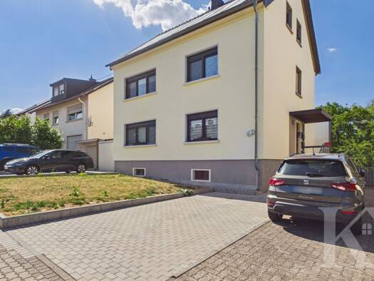 Mehrfamilienhaus zum Kauf 365.000 € 7 Zimmer 191 m² 1.500 m² Grundstück Klarenthal West 66127
