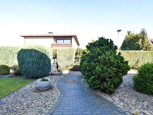 Reihenmittelhaus zum Kauf 315.000 € 4 Zimmer 110 m² 295 m² Grundstück Meddewade 23847