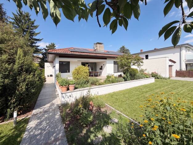 Bungalow zur Miete 2.600 € 4 Zimmer 120 m² 600 m² Grundstück Rudow Neukölln 12357