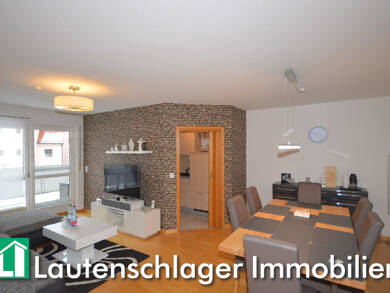 Wohnung zur Miete 750 € 3,5 Zimmer 77 m² 1. Geschoss frei ab 01.09.2025 Neumarkt in der Oberpfalz 92318