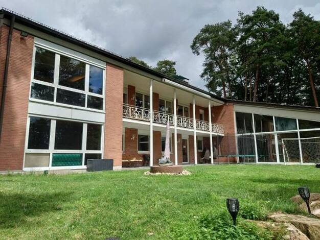 Villa zum Kauf provisionsfrei 3.900.000 € 12 Zimmer 750 m² 4.066 m² Grundstück Ramstein Ramstein-Miesenbach 66877