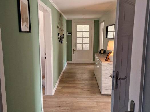 Wohnung zur Miete 1.250 € 4 Zimmer 105 m² Geschoss 3/3 frei ab 01.10.2026 Bad Oldesloe 23843