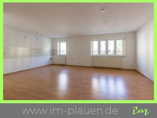 Wohnung zur Miete 295 € 2 Zimmer 63,4 m² frei ab sofort Julius-Fucik-Straße 5 a Stadtmitte Plauen 08523
