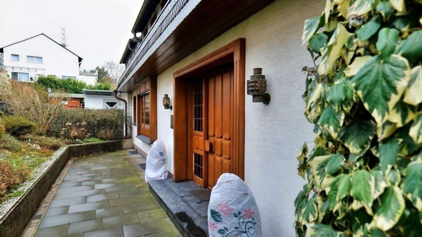 Immobilie in Remscheid - Stilvolle Doppelhaushälfte in begehrter Wohnlage von Remscheid - Bild 1