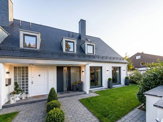 Doppelhaushälfte zum Kauf 949.000 € 5,5 Zimmer 182,8 m² 339 m² Grundstück Trudering-Riem München 81827