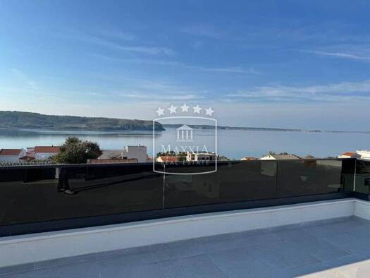 Haus zum Kauf 650.000 € 4 Zimmer 191 m² Rtina, Razanac Ražanac
