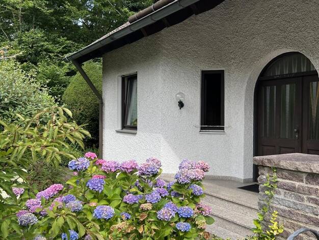 Einfamilienhaus zum Kauf 979.000 € 9 Zimmer 300 m² 779 m² Grundstück Bamberg 96049